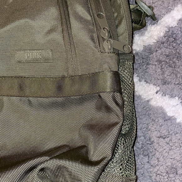 Pink backpack - Picture 4 of 5